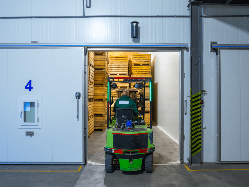 Cold storage of fresh fruit