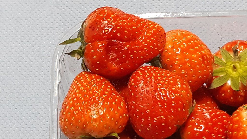 Retail practices for strawberry