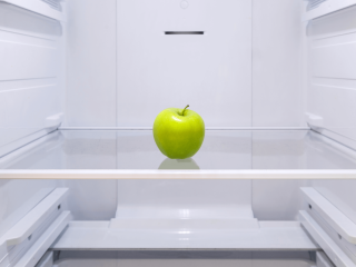 Apple in a refrigerator. Each product has its own optimal target temperature. Photo by savva_25/Shutterstock.com