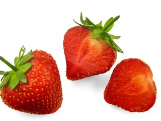 Strawberry of good eating quality. Photo by Sha15700/Shutterstock.com