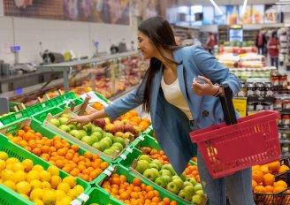 Consumenten gebruiken vaak hun ogen om de productkwaliteit vast te stellen. Foto van Jelena Red Riding Hood/Shutterstock.com